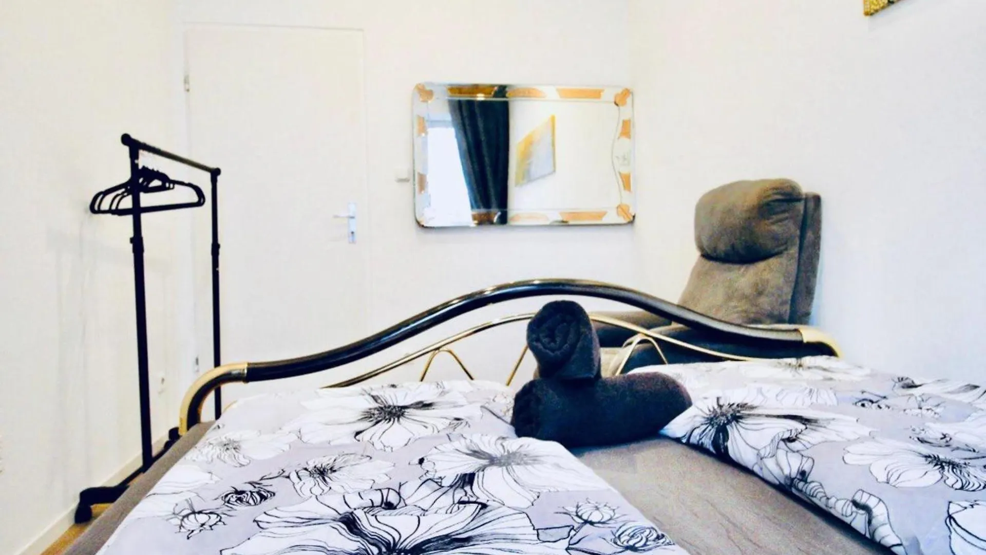 Beautiful 2Br And 1Lr Apartment 10 Minutes To St Stephens Vienna Austria